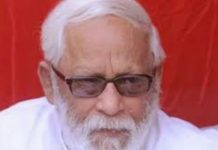 বাড়ি ফিরলেন বুদ্ধদেব ভট্টাচার্য