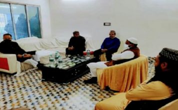 একুশে সংখ্যালঘু মহাজোটের চেষ্টা : ওয়াইসি-আব্বাস সিদ্দিকি বৈঠক, কপালে ভাঁজ তৃণমূলের