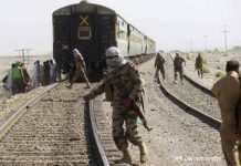 Pakistan Train Attacked by Terroristsপাকিস্তানে যাত্রী বোঝাই ট্রেনে হামলা বালুচ জঙ্গিদের , পণবন্দি শতাধিক যাত্রী , নিহত অন্তত ৬