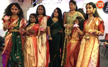 দুর্গার বিভিন্ন রূপ নিয়ে পারফেক্ট ফ্যাশান রানওয়ে নাইট অনুষ্ঠিতহল কলকাতায় : দেখুন ভিডিও