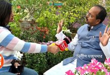 বনগাঁর পুরপ্রধান হিসাবে সোমবার শপথ নেবেন দিলীপ মজুমদার, যানজট, নিকাশি, ইছামতী নদী সংস্কার, শব্দদূষণের মতো বিভিন্ন সমস্যা এখনও থেকে গিয়েছে, সমস্যা মেটাতে কী ভাবছেন তিনি ? দেশের সময় -এর মুখোমুখি দিলীপ মজুমদার : দেখুন ভিডিও